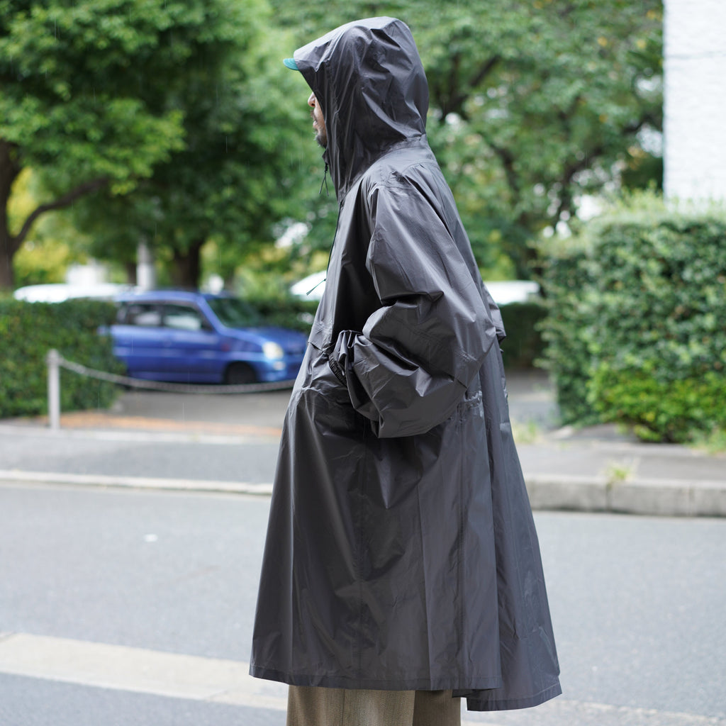 Osaka / ROA ( ロア ) Surface Packable Grid Rain Coat & Creek 3L Waterproof Jacket