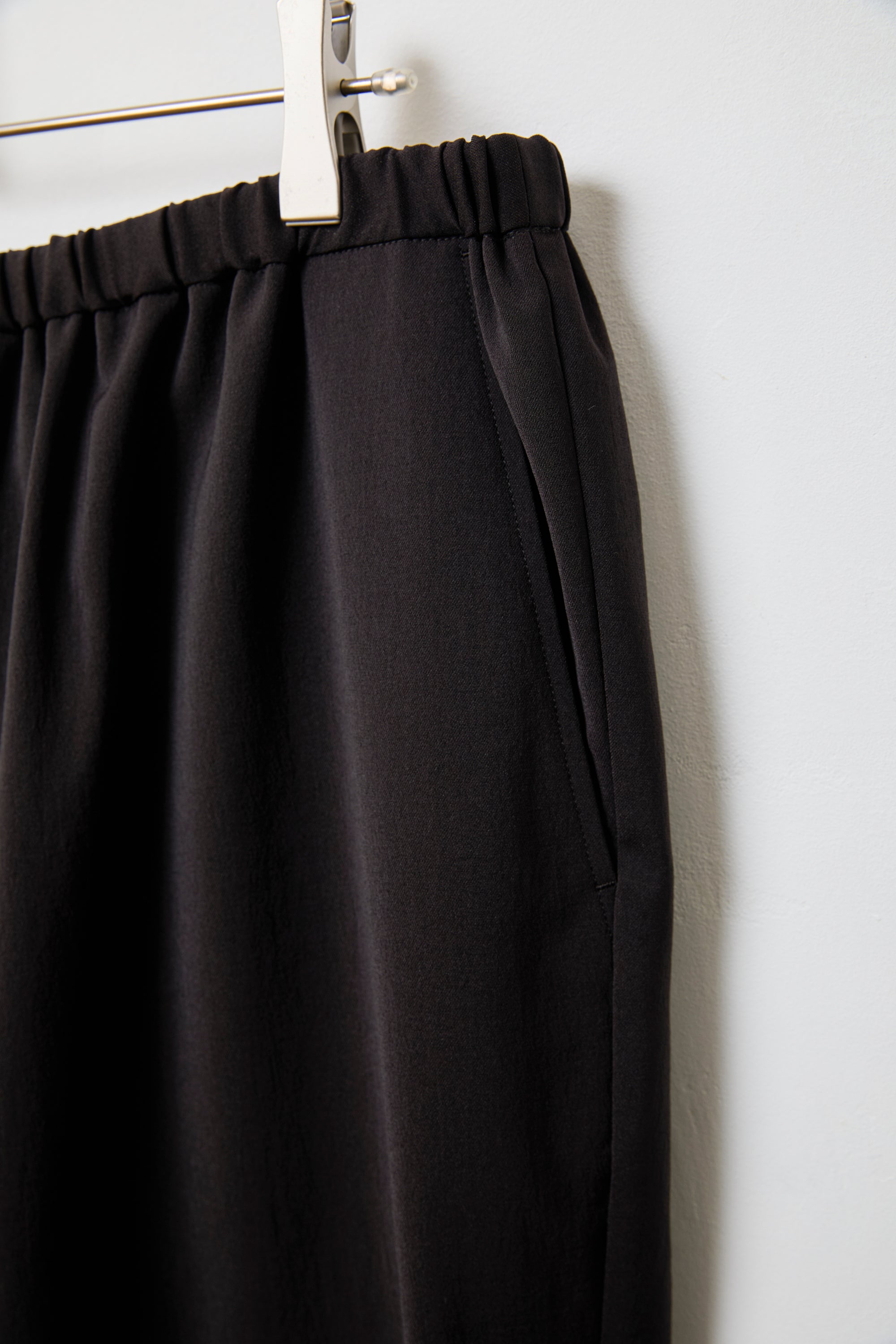 YOKO SAKAMOTO ( ヨーコサカモト ) / RELAX EASY PANTS / 26SS – style 