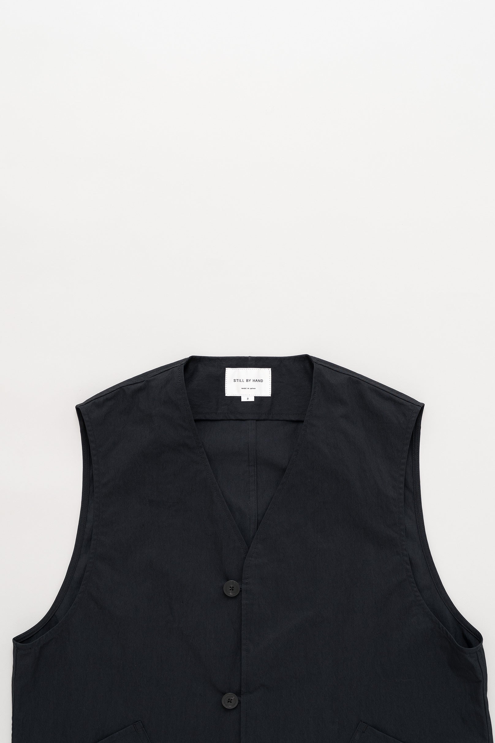 sample品　STILL BY HAND  撥水性ポリエステル素材 中綿ベスト sample品STILL BY HAND 撥水性ポリエステル素材 中綿ベスト