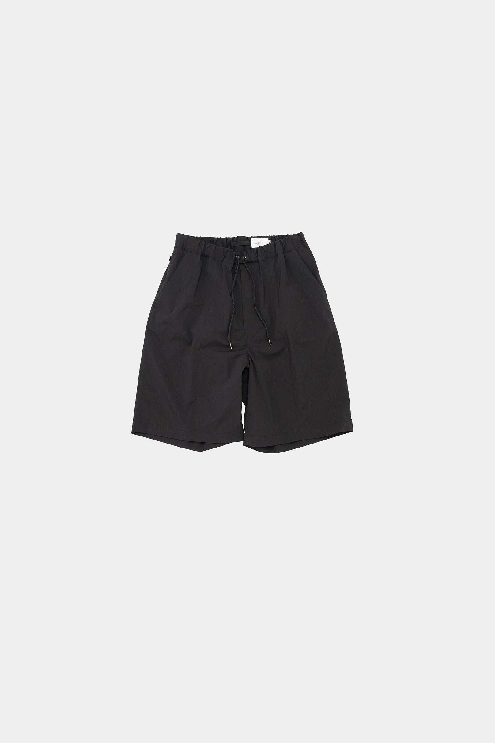 新品 Still by hand ナイロンショーツ PT02252 48 黒 STILL BY HAND(スティルバイハンド) / PT02252 / パンツ – style