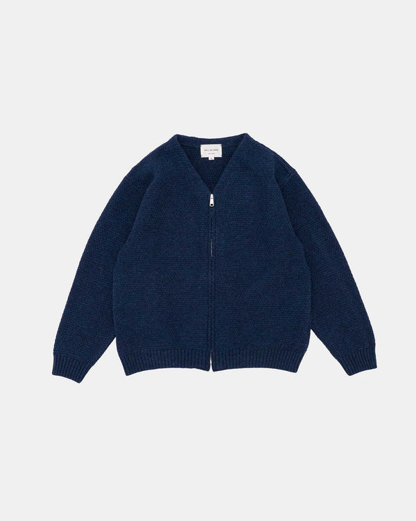 STILL BY HAND / KN02264