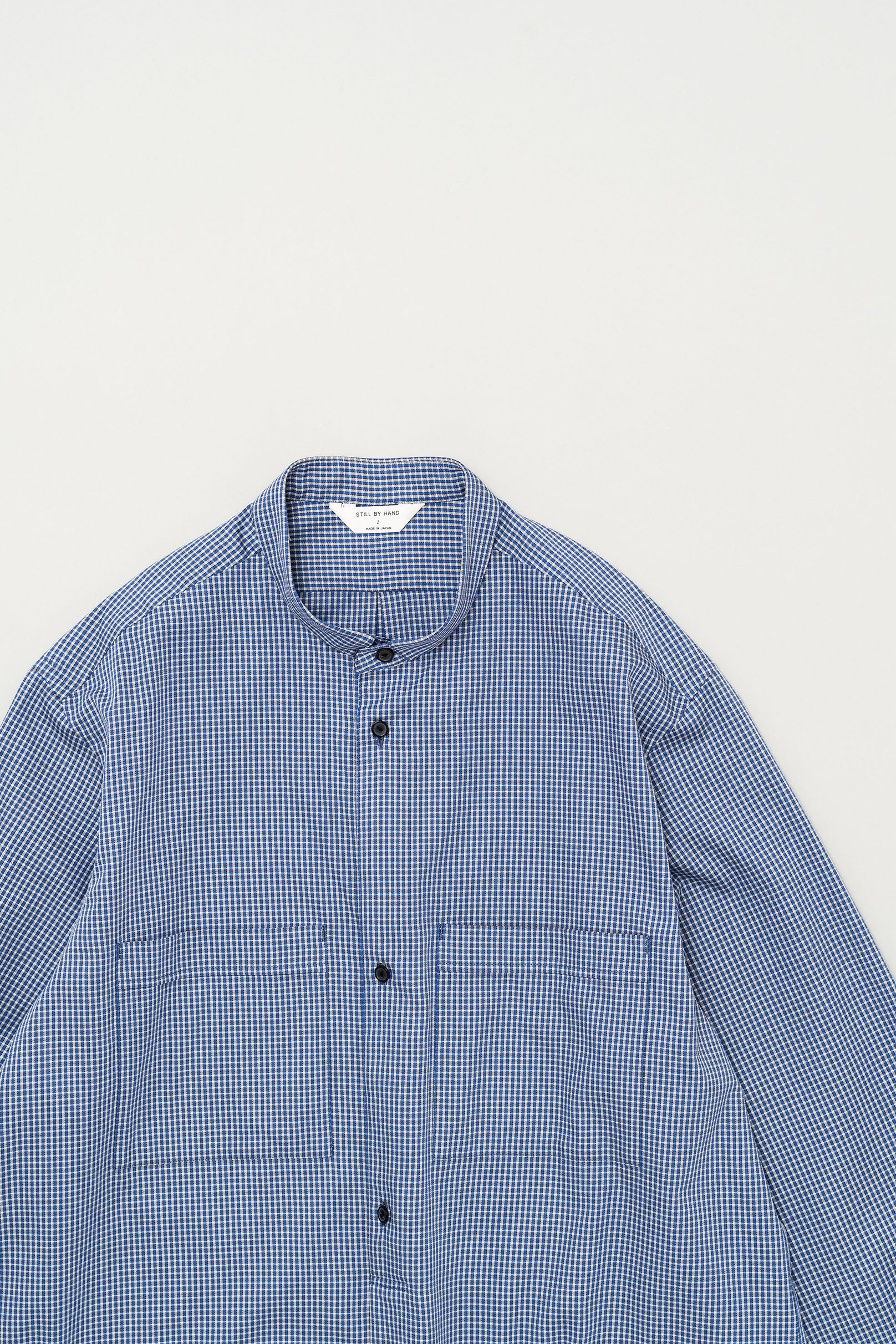 美品【春物】STILL BY HAND スティルバイハンド プルオーバーシャツ STILL BY HAND（スティルバイハンド）プルオーバーシャツ