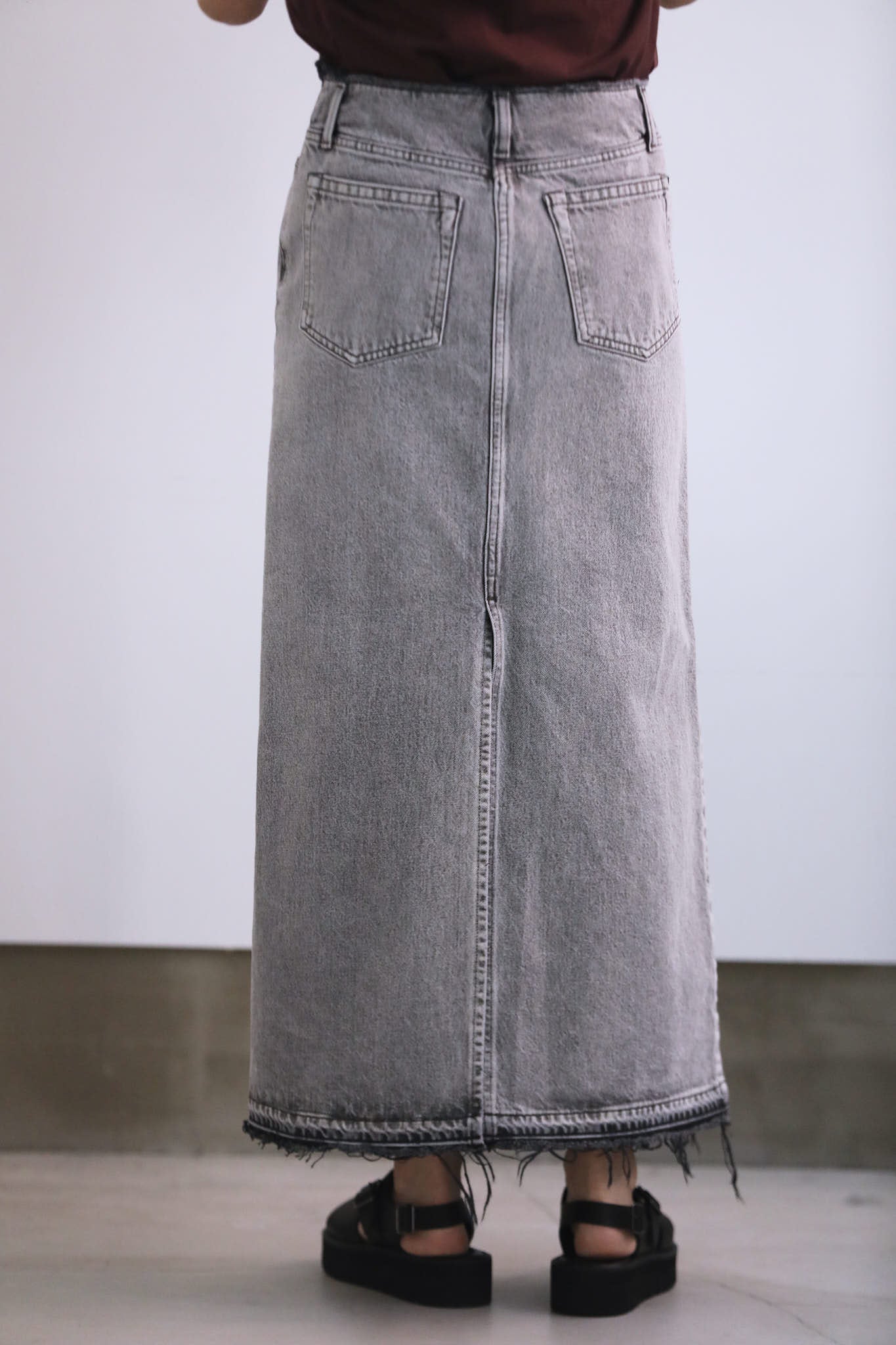 YLÈVE ( イレーヴ )/ 13.5oz DENIM SK FADE / スカート – style