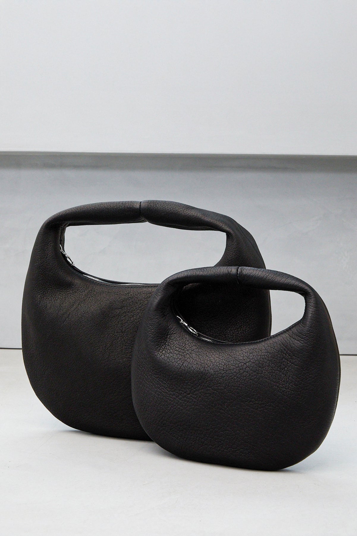 極美品 Aeta ROUND ONE SHOULDER S アエタ ブラック Aeta (アエタ) ROUND ONE SHOULDER：S / ラウンドワンショルダー S