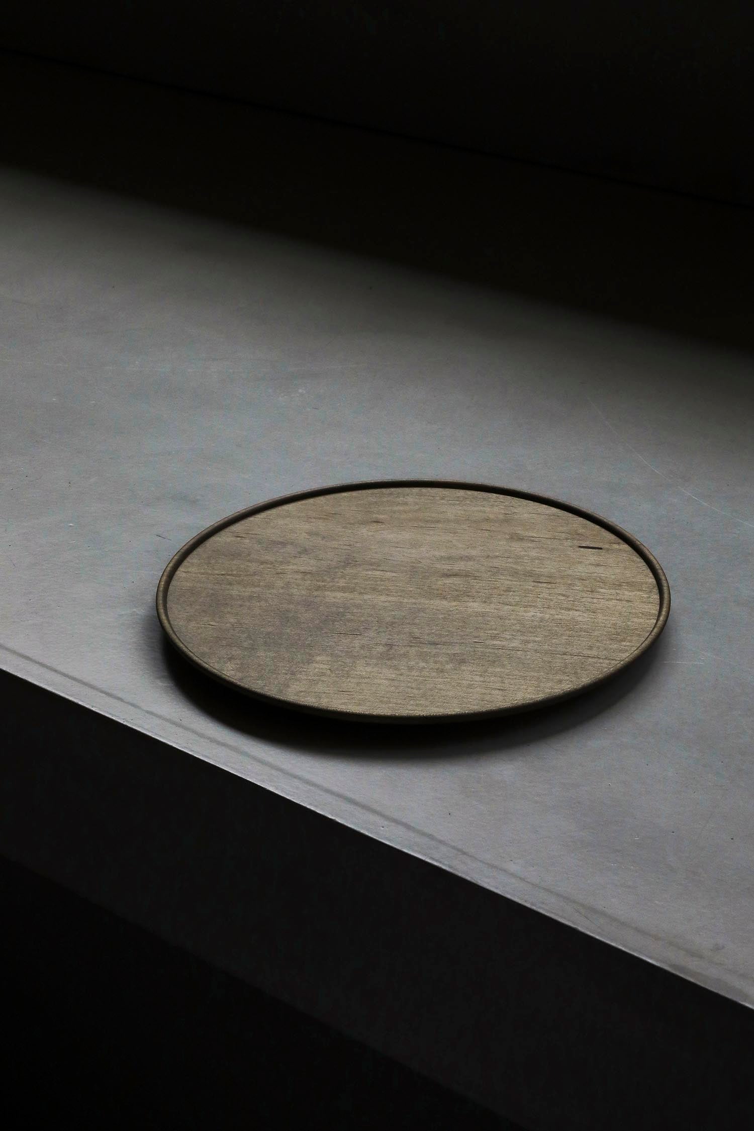 内田悠 / イタヤカエデ 盆300 鉄媒染 – style department_