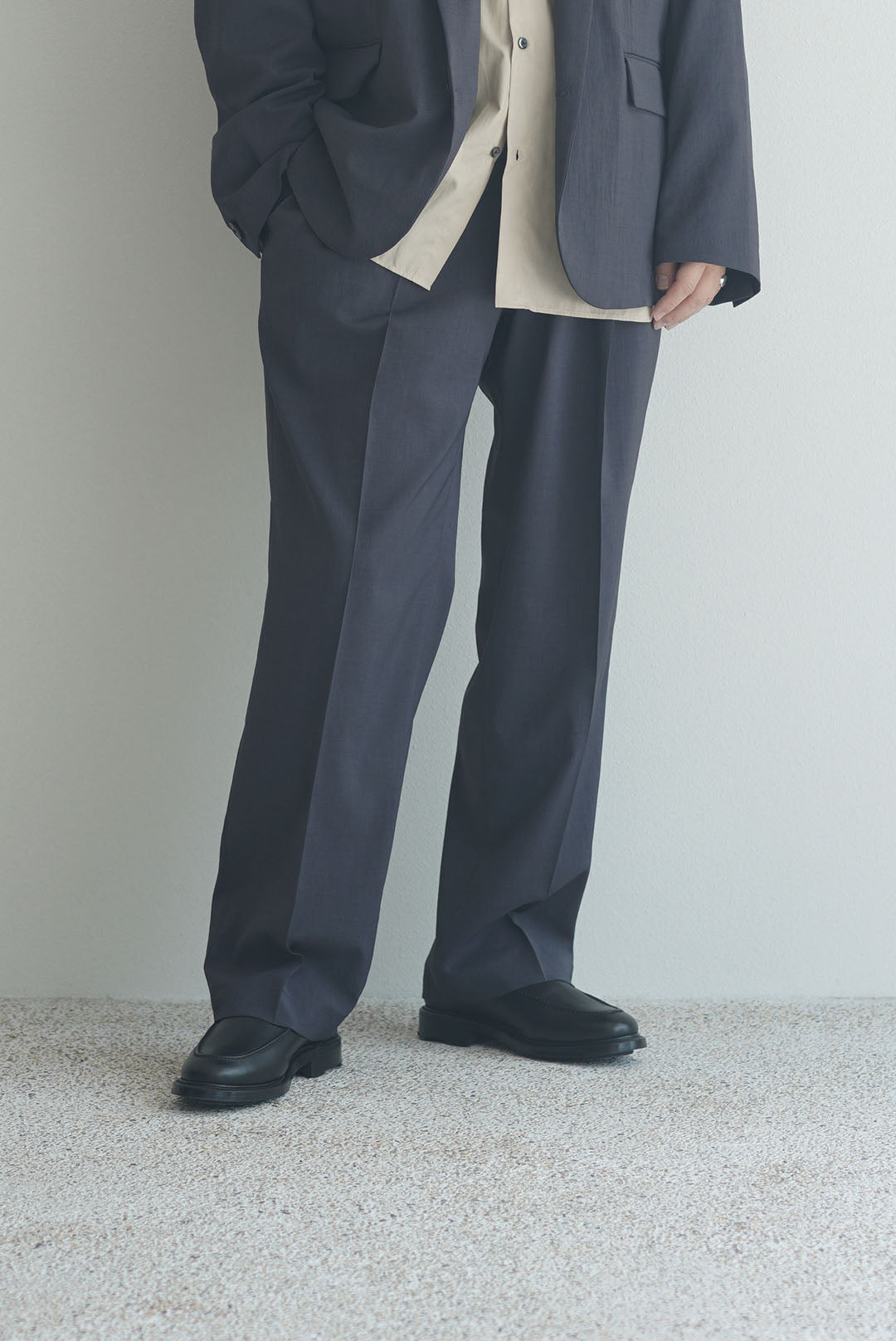 パンツ YOKO SAKAMOTO Double Pleated Trousers M YOKO SAKAMOTO] DOUBLE PLEATED TROUSERS – In part