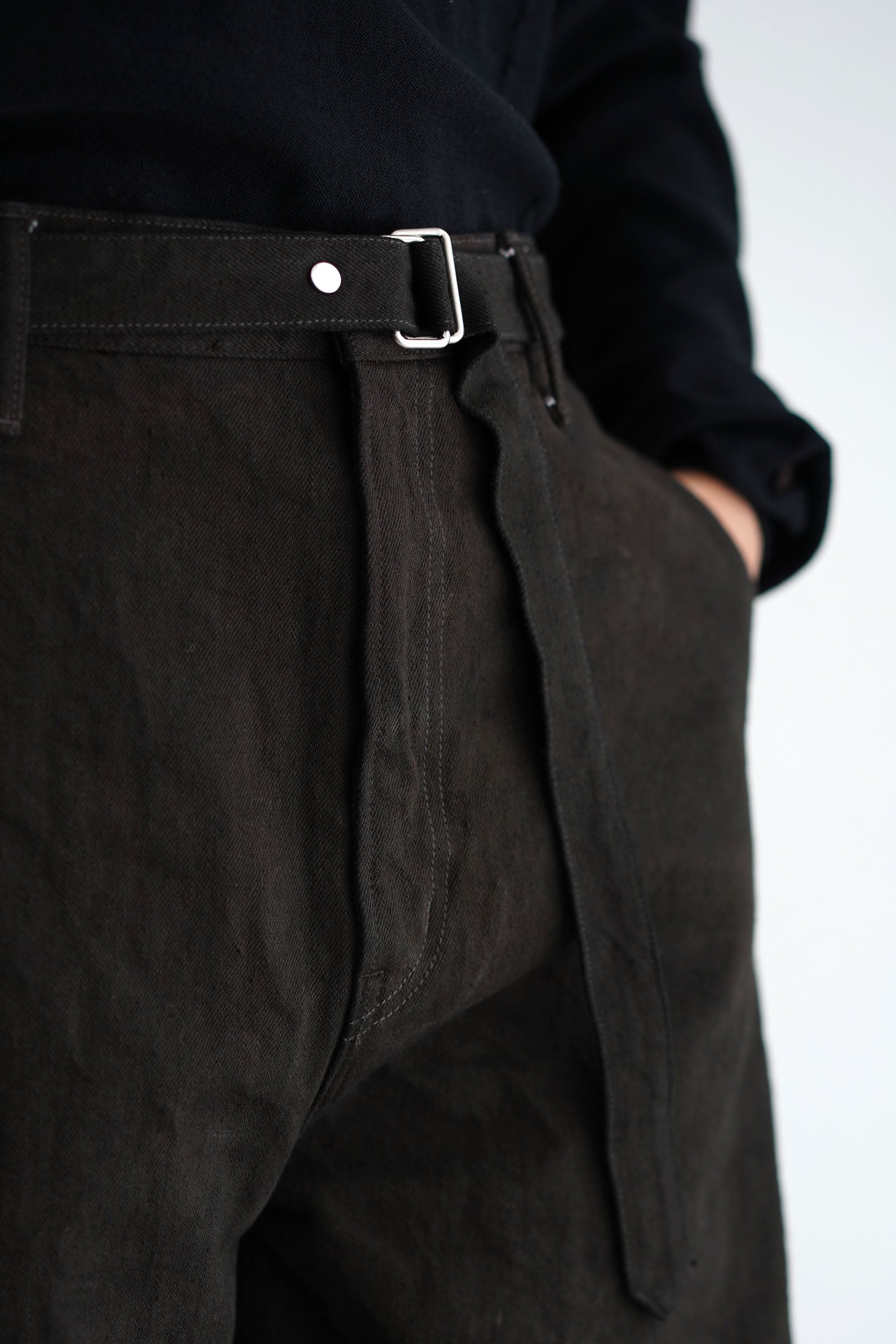 YOKO SAKAMOTO ( ヨーコサカモト ) / BELTED TROUSERS / パンツ / 25AW