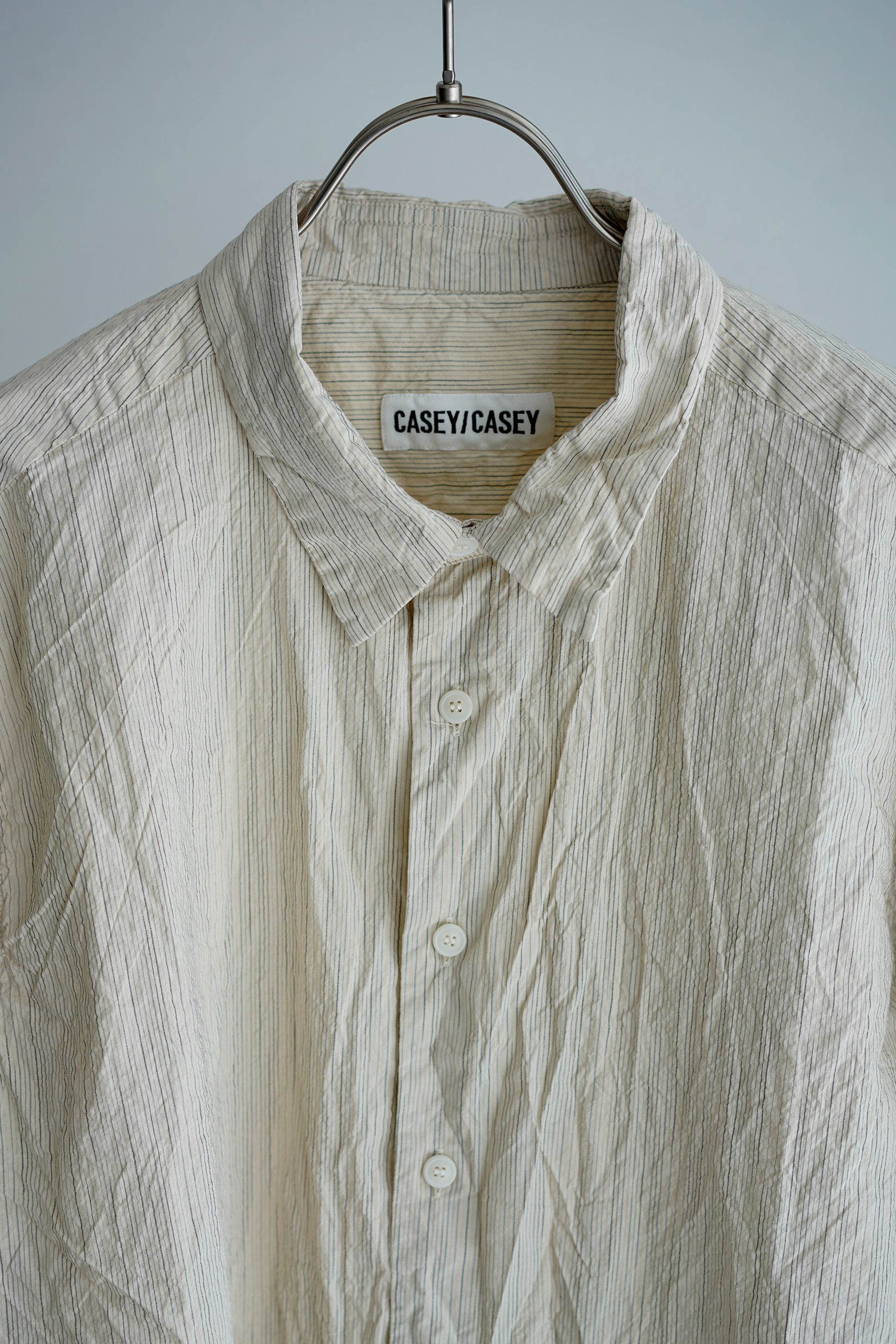 CASEY CASEY ( ケイシーケイシー）/ FABIANO SHIRT / WIND STRIPE