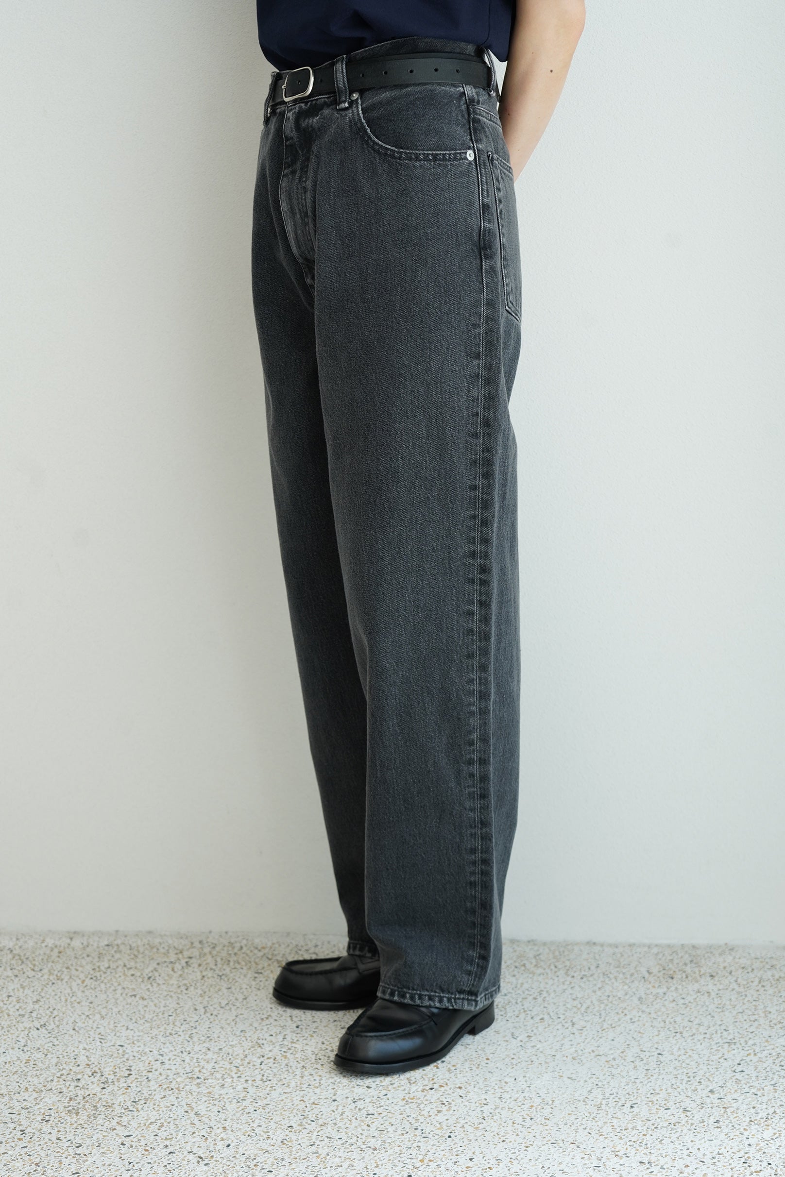 YLÈVE ( イレーヴ )/ 13.5oz DENIM BAGGY / デニムパンツ – style