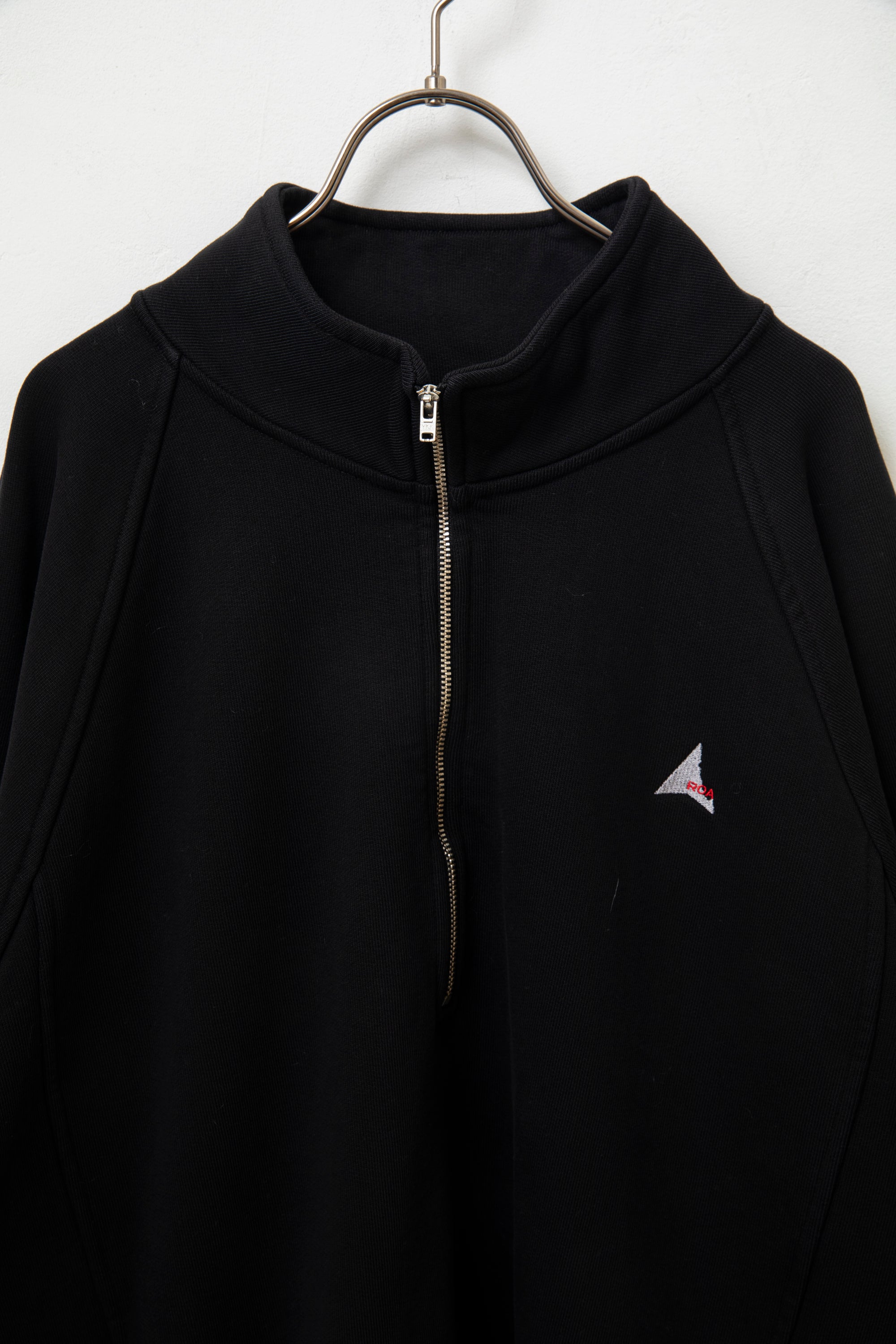 ROA ( ロア ) / Logo 490Gsm Heavy Half Zip / プルオーバー – style