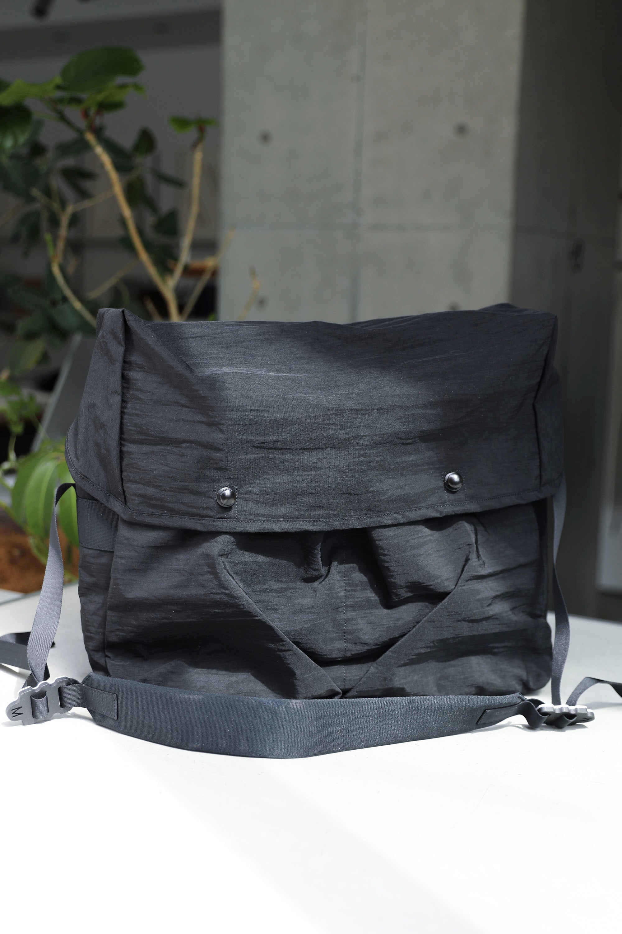 MAN-TLE ( マントル）/ Messenger Bag / R0 G2 – style department_