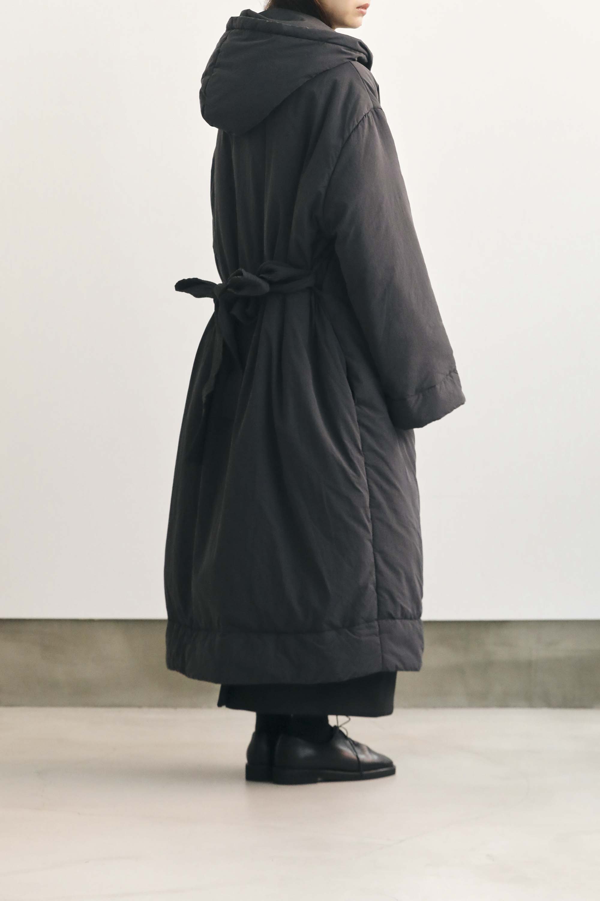 Studio Nicholson スタジオニコルソン Trent coat STUDIO NICHOLSON ( スタジオニコルソン )/ BELTED WRAP PUFFER