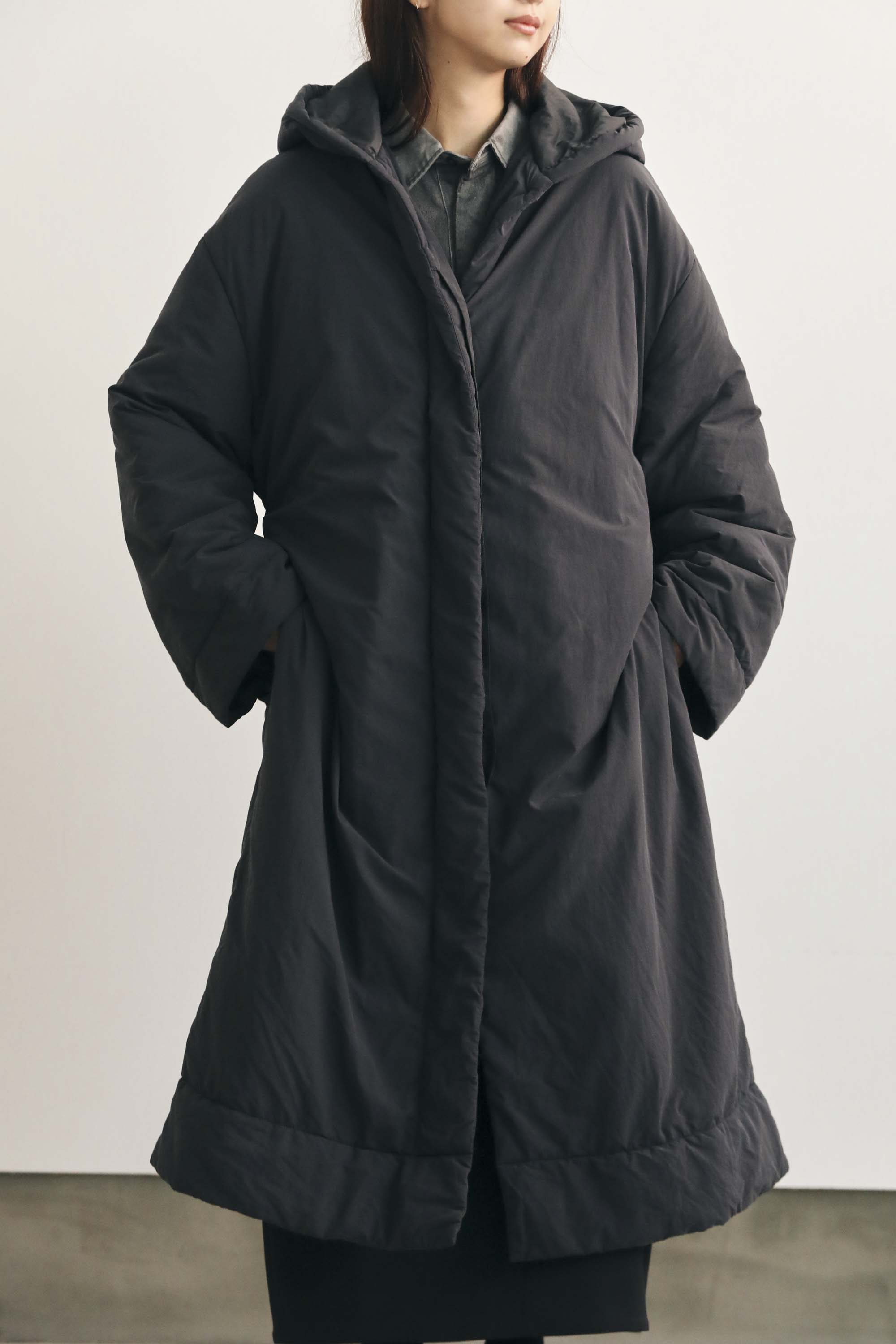 STUDIO NICHOLSON ( スタジオニコルソン )/ BELTED WRAP PUFFER COAT