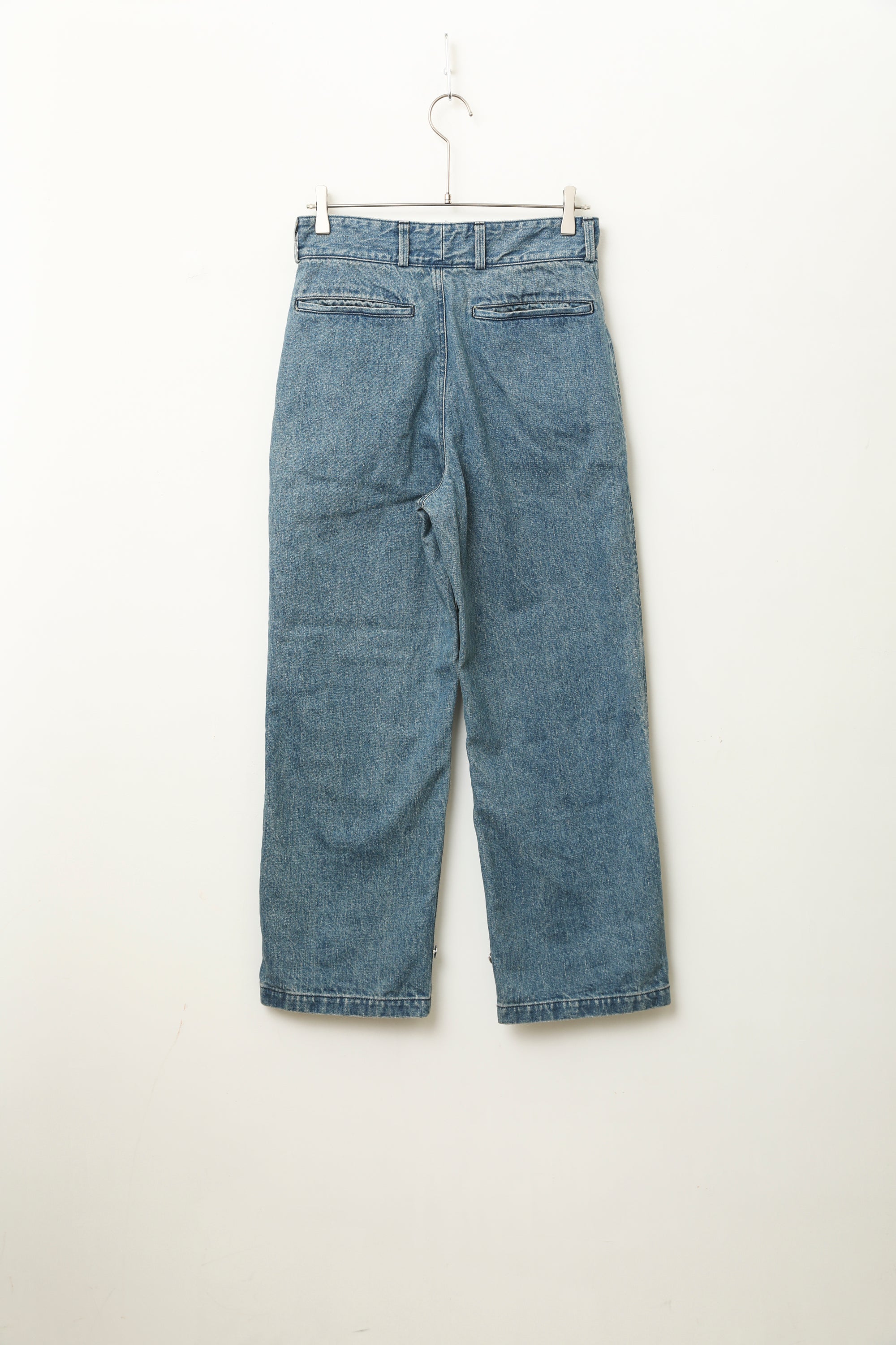 ISSUETHINGS イシューシングス Type 5-2 ボタン欠損 ISSUETHINGS イシューシングス Type 5-2 ボタン欠損 - メルカリ