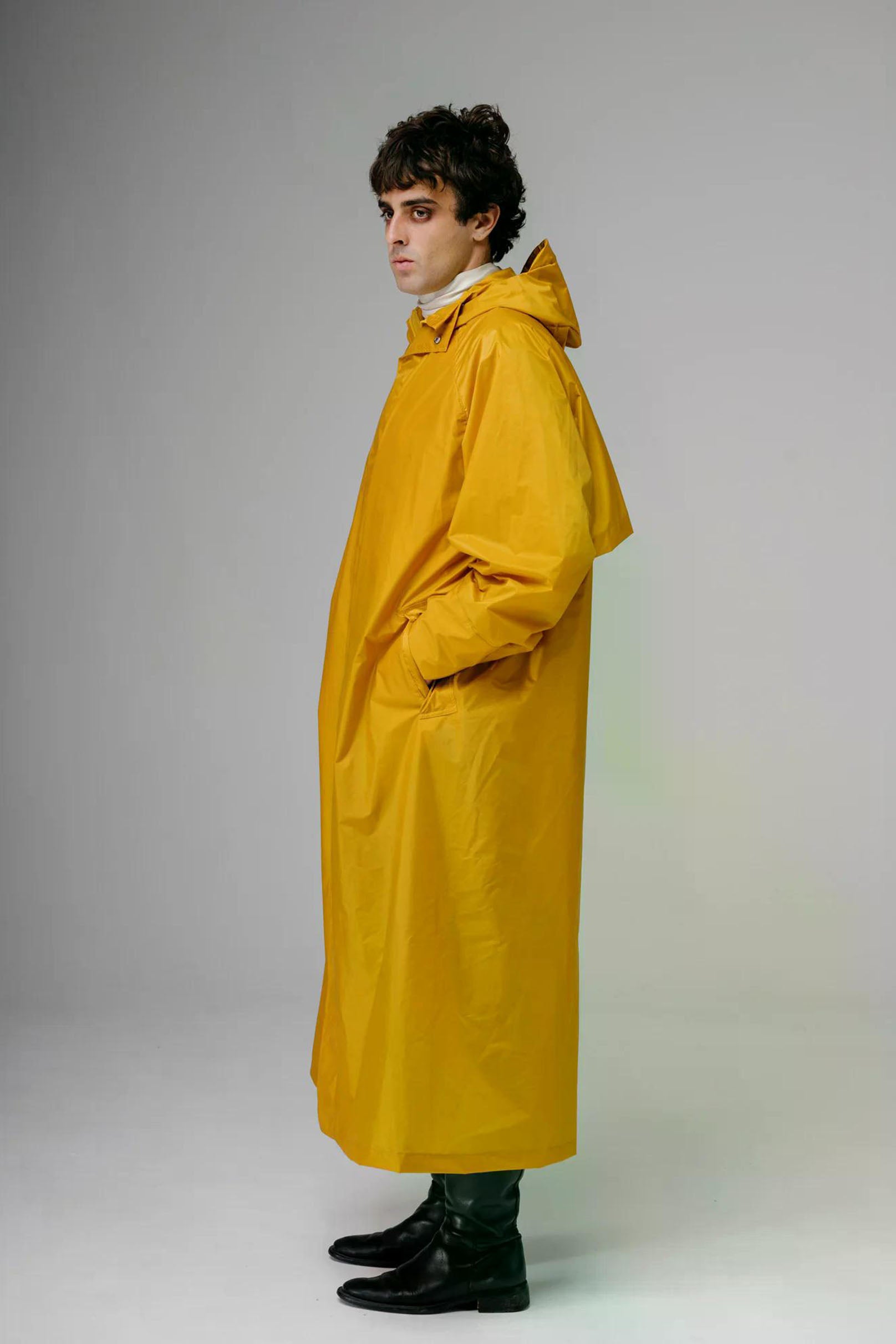 SUSAN BIJL ( スーザンベル )/ The New Raincoat / レインコート