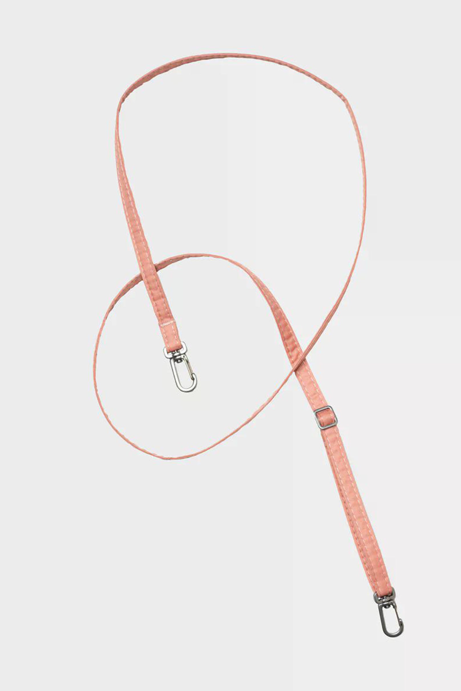 SUSAN BIJL / The New Strap – style department_