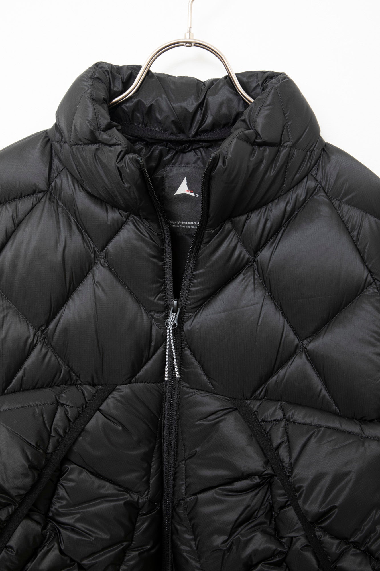ROA ロア ダウンジャケット NUNA 800Fill Down ブラック ROA ( ロア ) / Nuna 800 Fill Power Hooded Down Jacket – style
